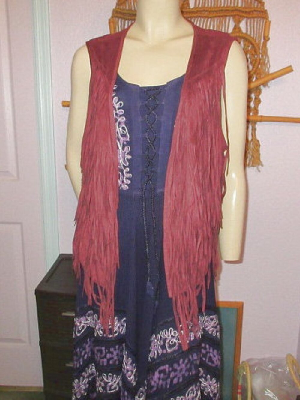 Shyanne Western Fringe Vest Size XL Faux Suede Rodeo Cowgirl Festival Layers NEW